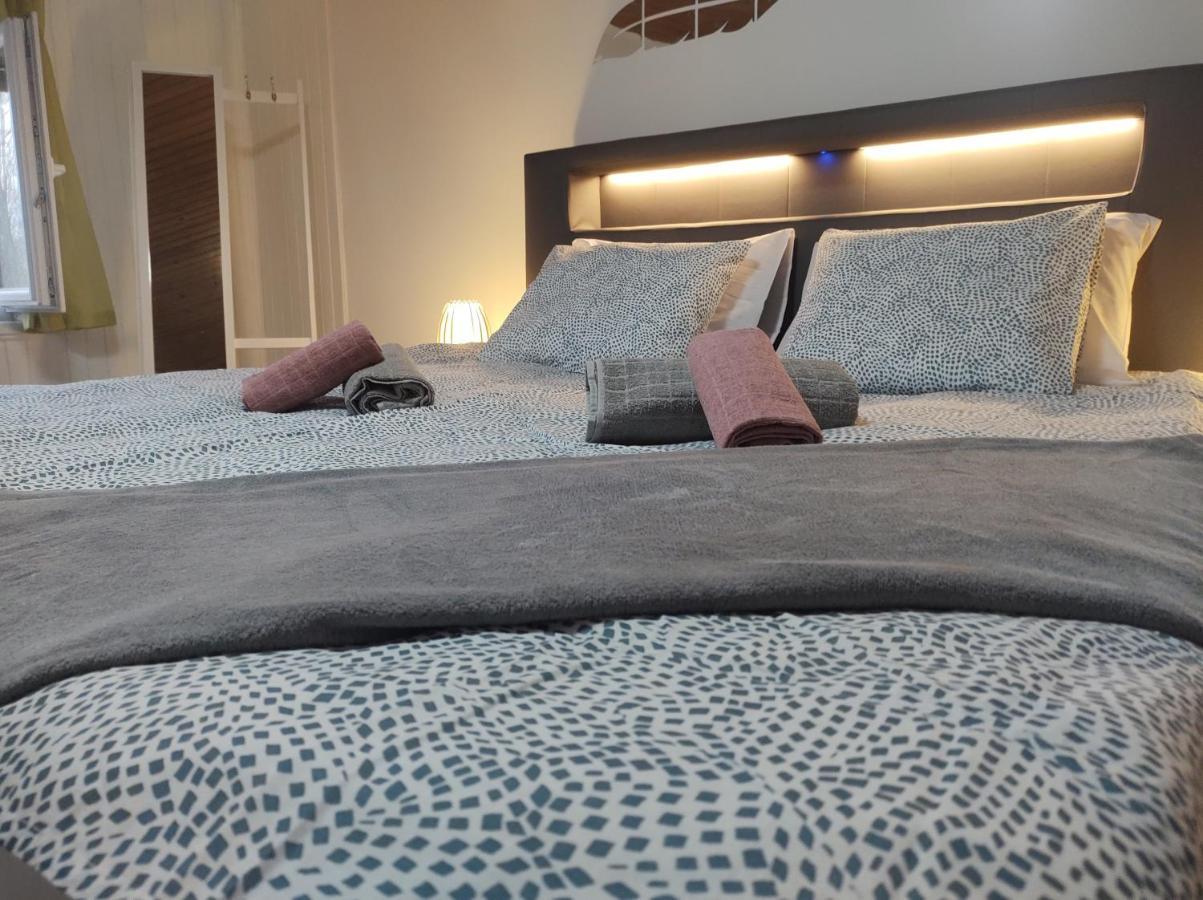 Iskra Apartment *